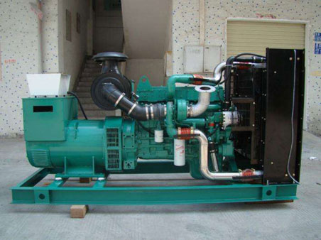 桂东1100kw康明斯柴油发电机组图片 桂东1100kw康明斯柴油发电机组图片